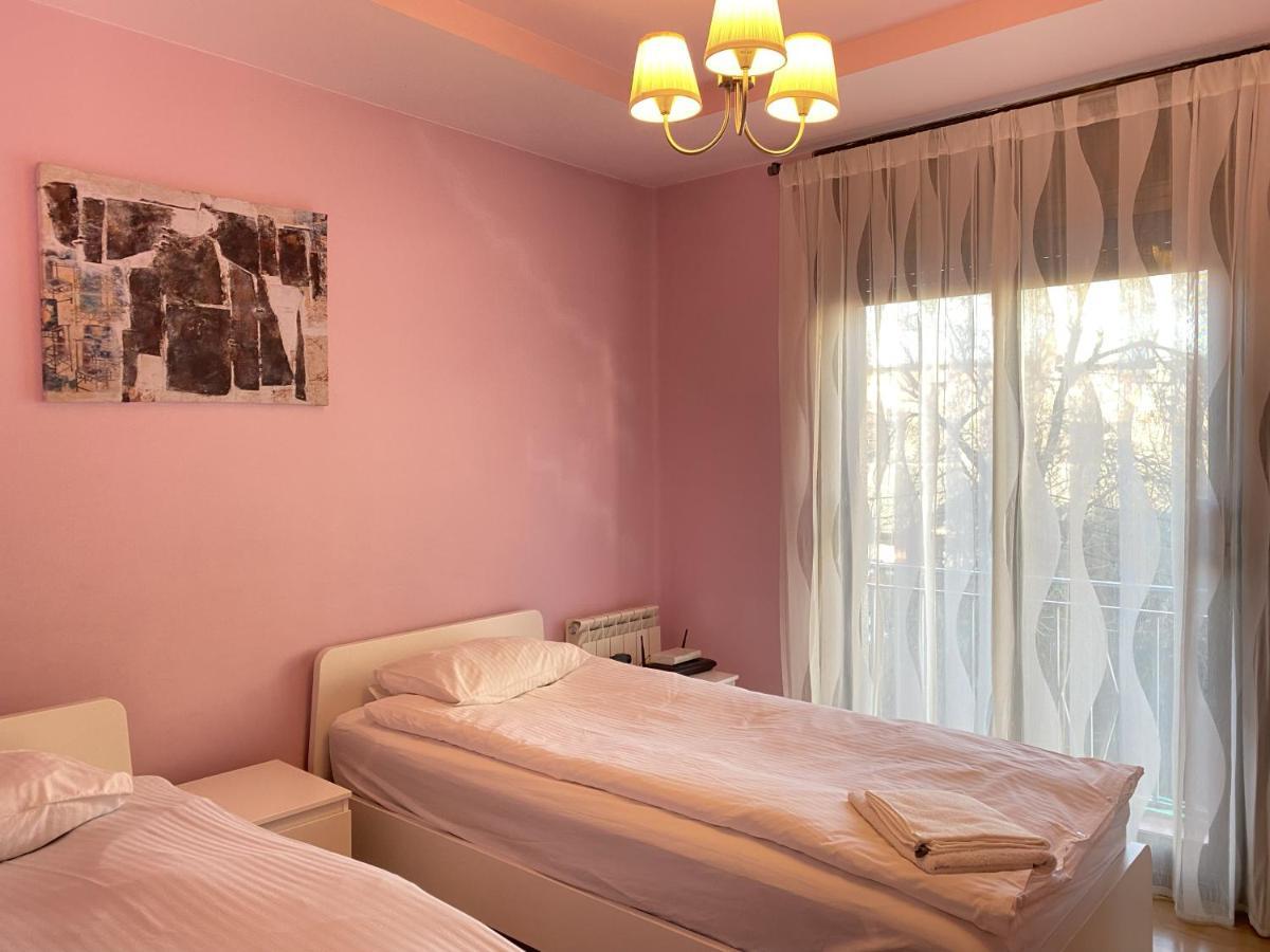 Entire New Apartment 20' From Barcelona サバデイ エクステリア 写真