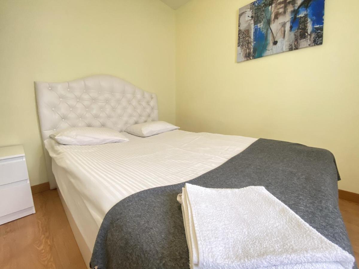 Entire New Apartment 20' From Barcelona サバデイ エクステリア 写真