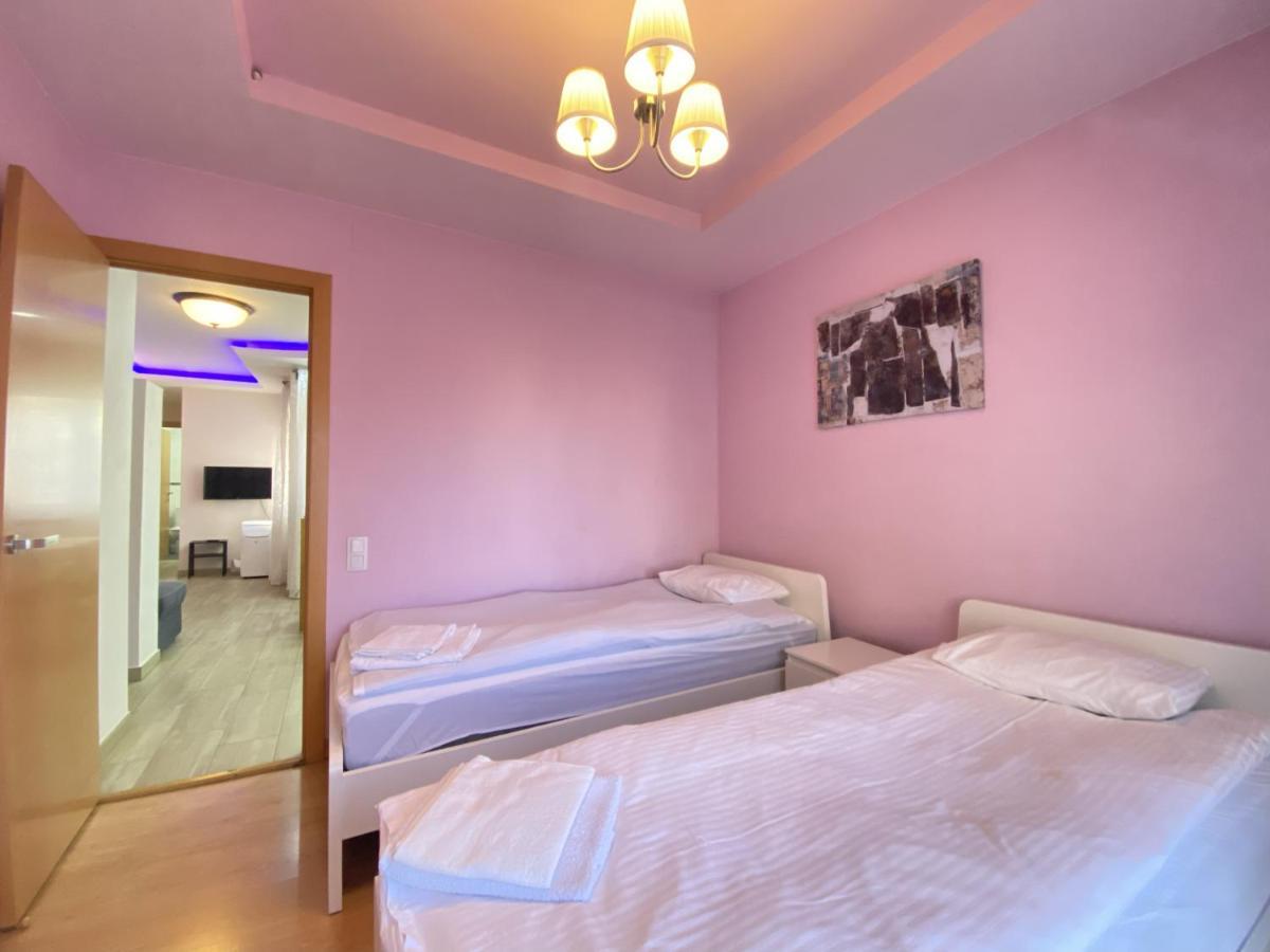 Entire New Apartment 20' From Barcelona サバデイ エクステリア 写真